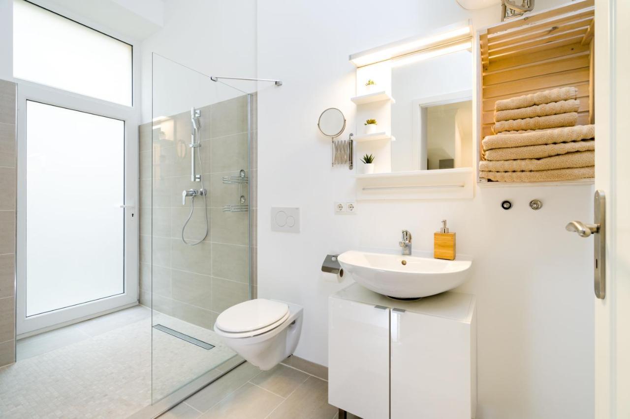 The Lohmeyerstr Hh, 2 Bed Rooms Up To 5 People Berlin Bagian luar foto
